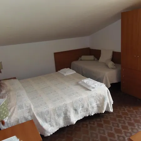 Italia 3*